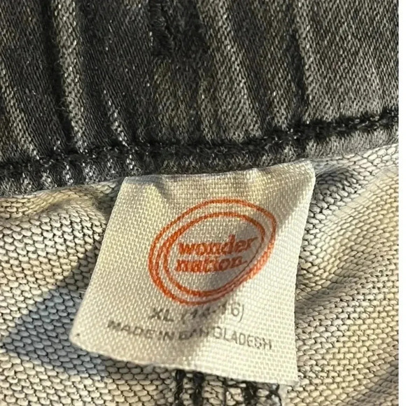 Wonder Nation youth black/grey washed denim cargos size XL (14-16) - Picture 6 of 13